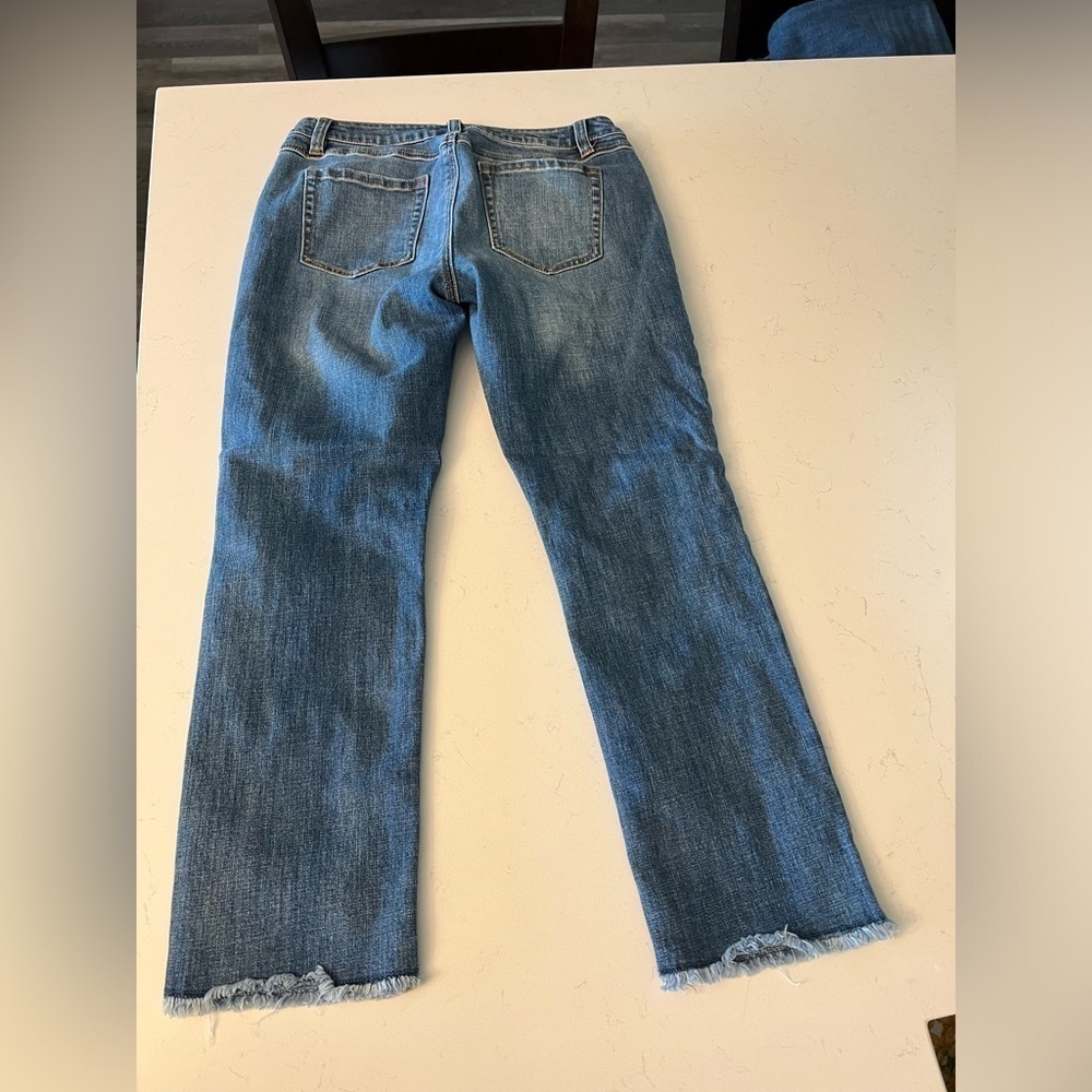 CABI CROPPED HIGH STRAIGHT Size 4 - Picture 6 of 6